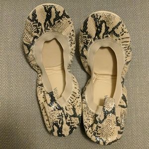 Yosi Samra Python Flats Like New